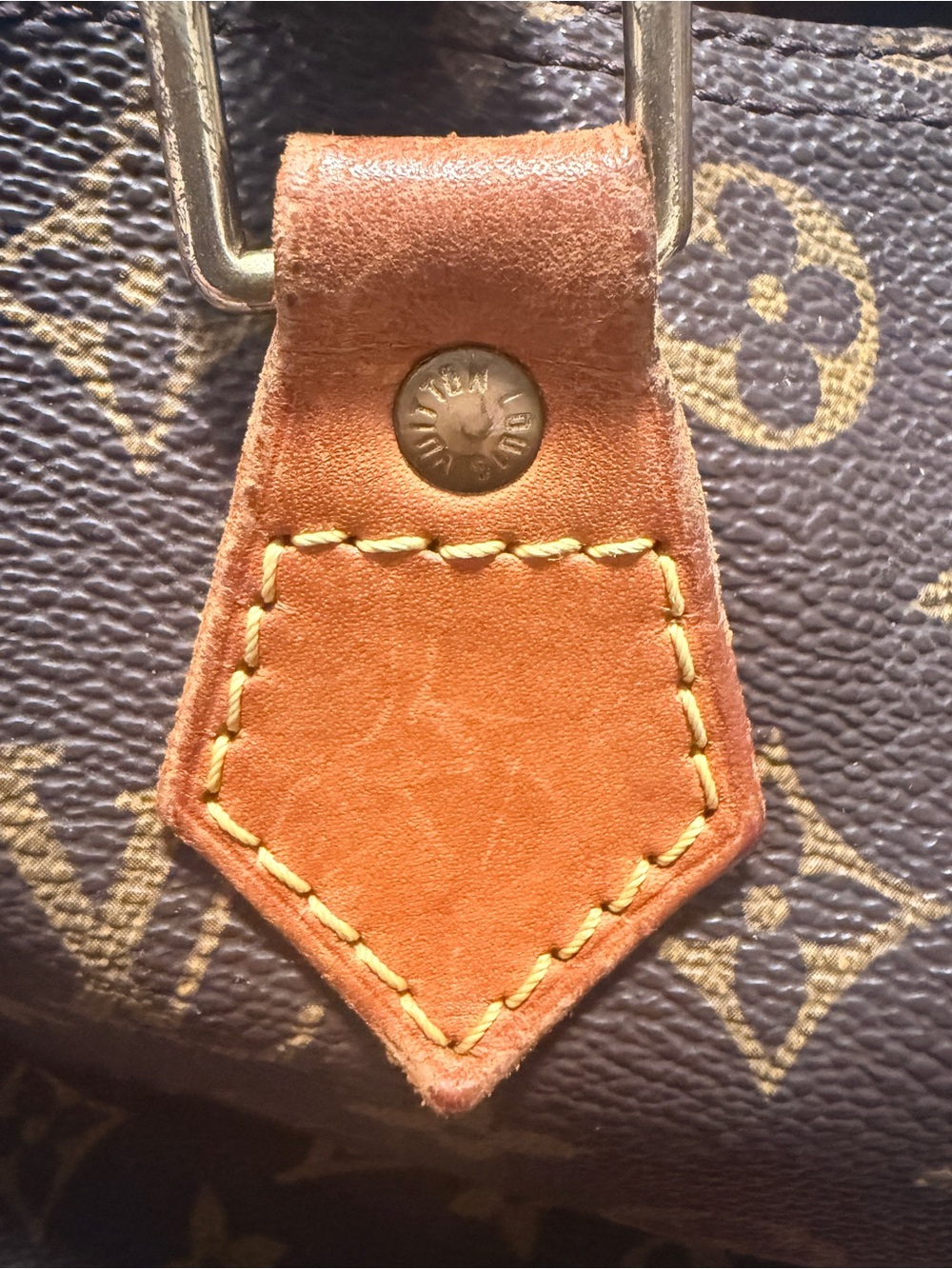 Authentic Louis Vuitton Brown Monogram Canvas Speedy 30 - Picture 9 of 10